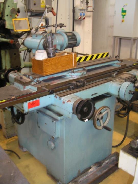 Used TOS BN102C 1 Universal Tool Grinder for Sale (Auction Premium) | NetBid Industrial Auctions